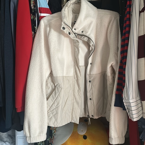 Vuori Highlands Sherpa Jacket - Picture 2 of 2